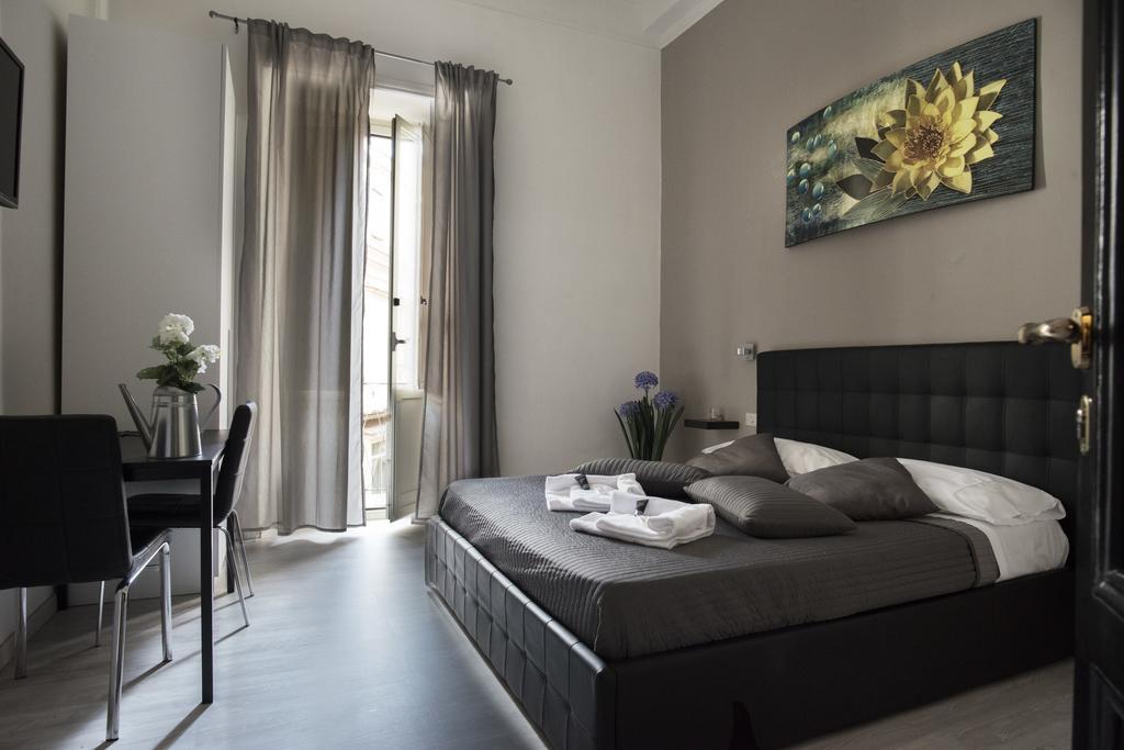 Bed & Breakfast Charm Of Roma
